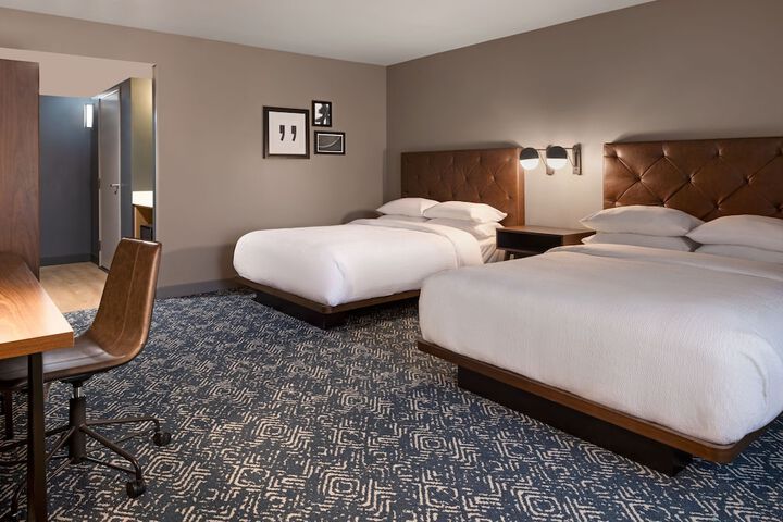 Four Points by Sheraton Bakersfield