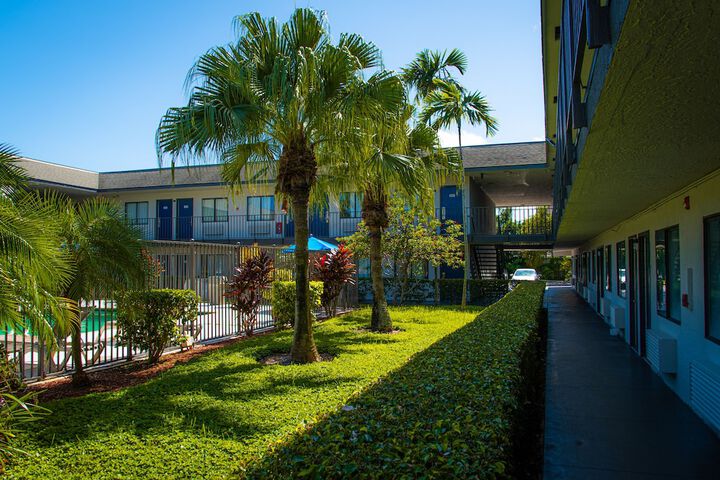 Hotel 4 of 55
