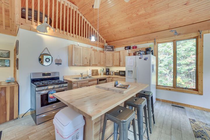 Paradise Cottage: Trail Access Nearby