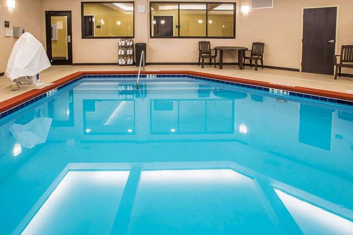 Pool 5 of 27