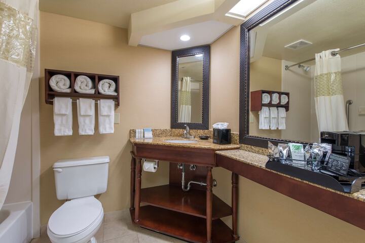 Room 30 of 45