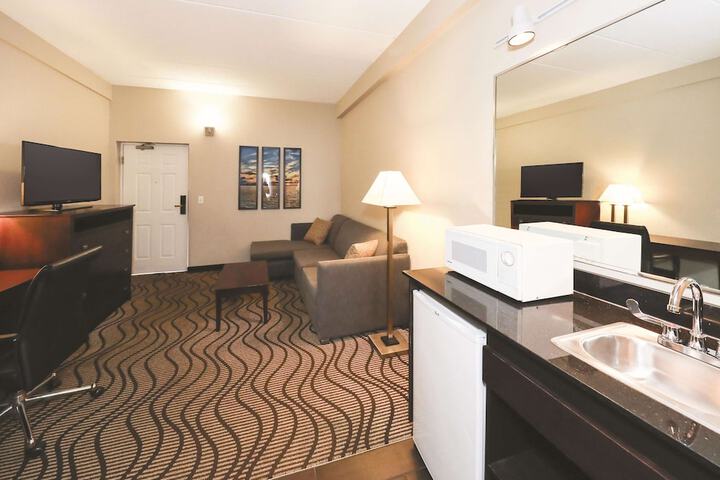 Room 9 of 45