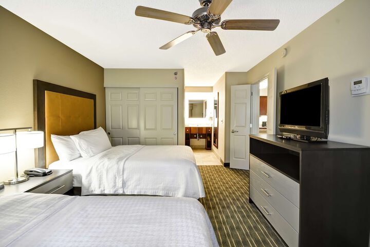 Room 26 of 70