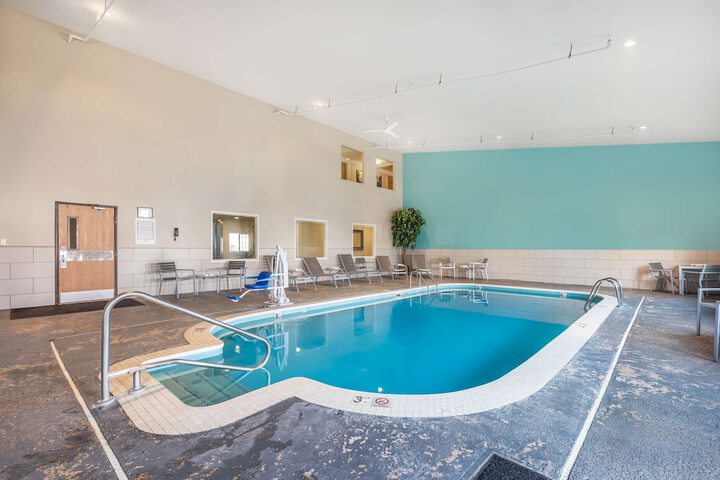 Best Western Plus University Park Inn & Suites