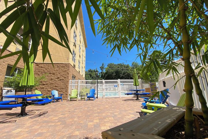 Holiday Inn Express Suites Plant City by IHG