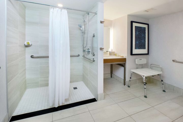 DoubleTree by Hilton Hotel Niagara Falls New York