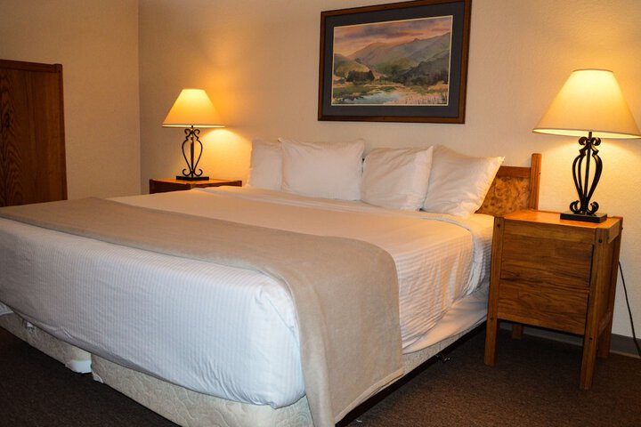 Inn at SilverCreek