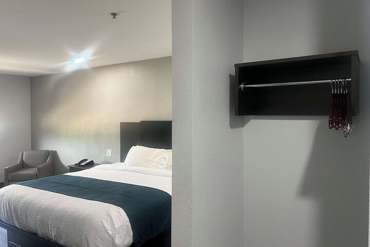 Room 31 of 36