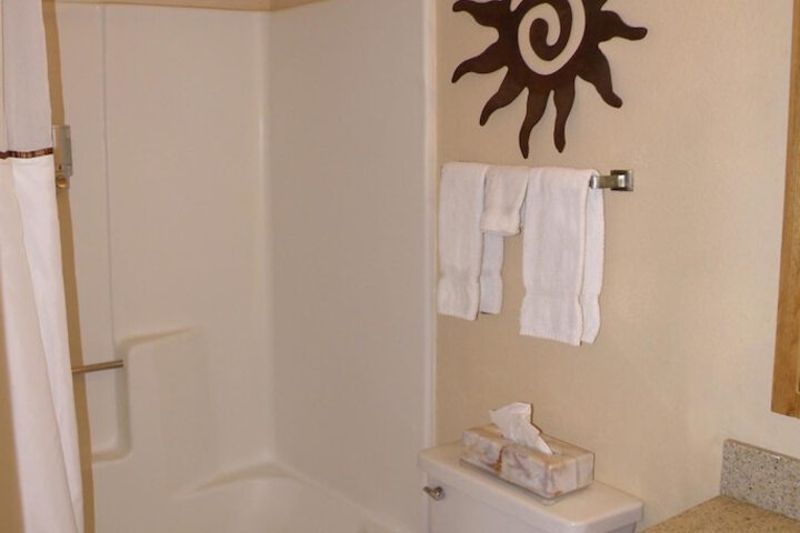 Room 7 of 37
