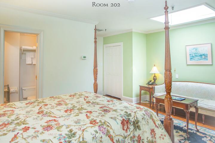 Room 97 of 170