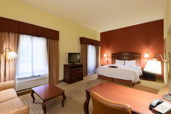 Hampton Inn & Suites Peoria at Grand Prairie IL