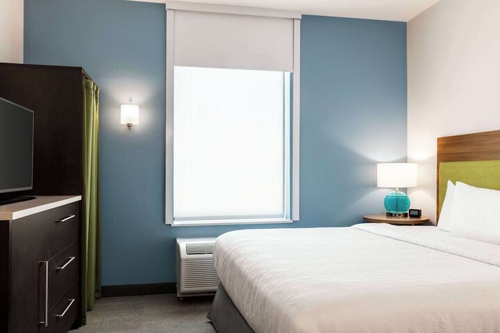 Room 28 of 45