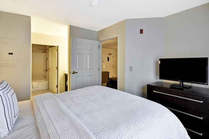 Room 26 of 36