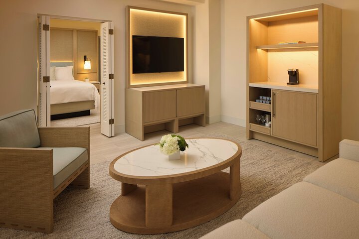 Loews Miami Beach Hotel – South Beach