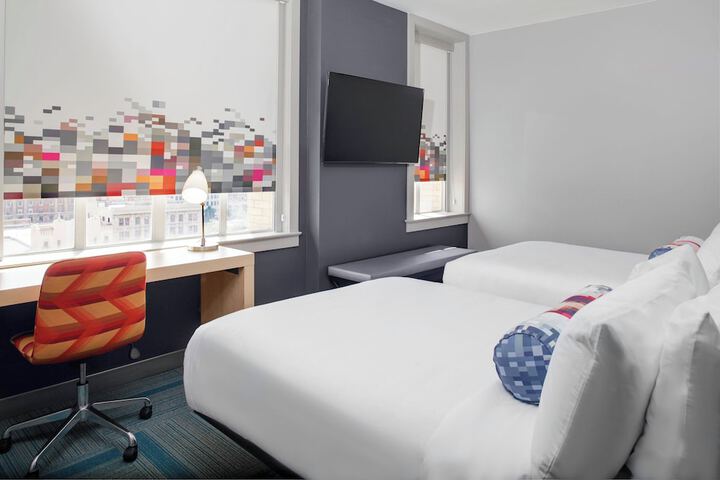 Aloft El Paso Downtown