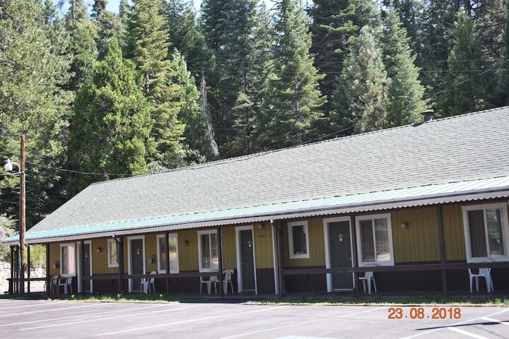 Hotel 2 of 39