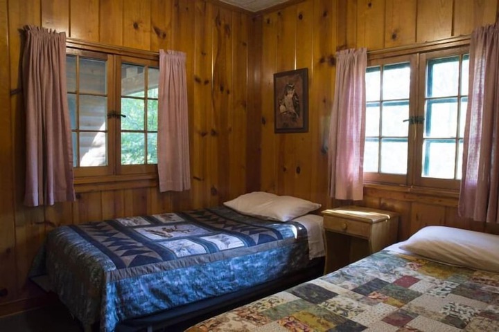 Room 80 of 96