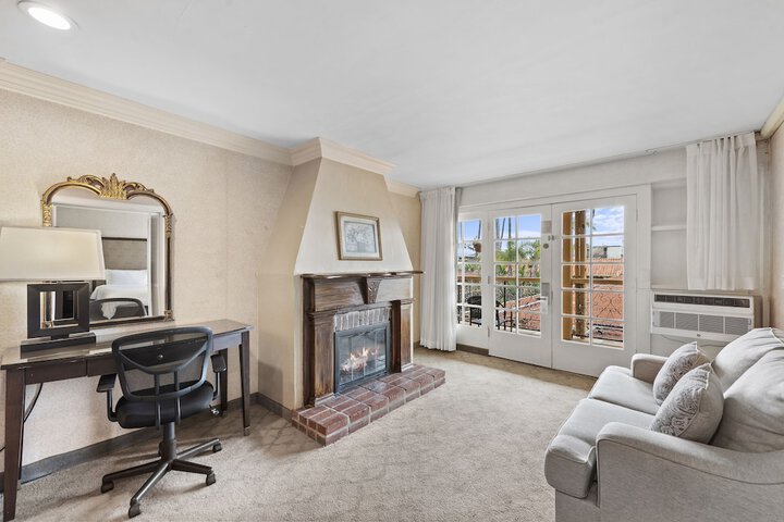 14 West Hotel