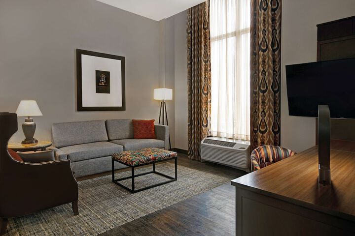 Room 29 of 60