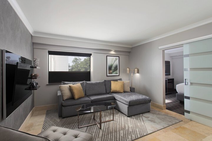 Hotel Duval Autograph Collection