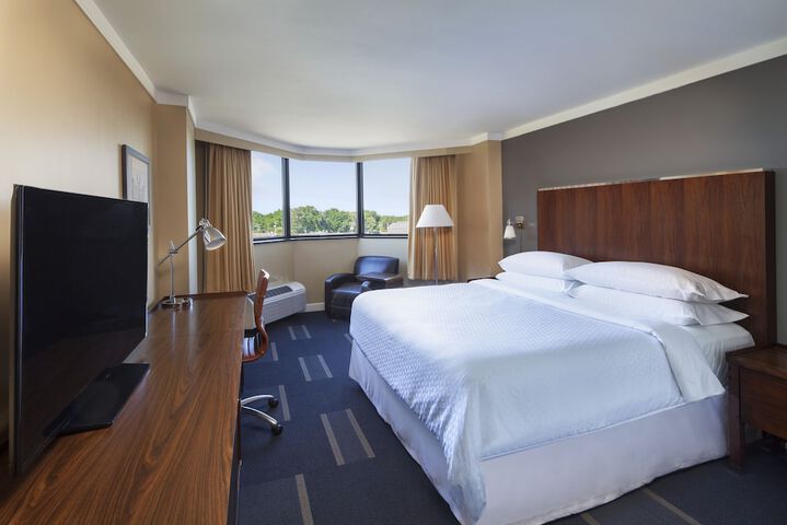 Room 12 of 24