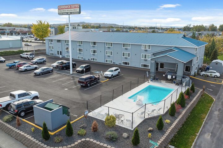 Hotel 2 of 25