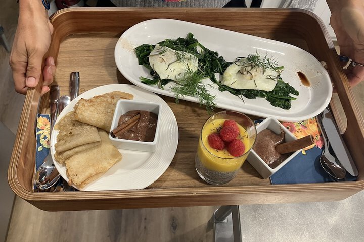 Breakfast/Coffee Service 122 of 145