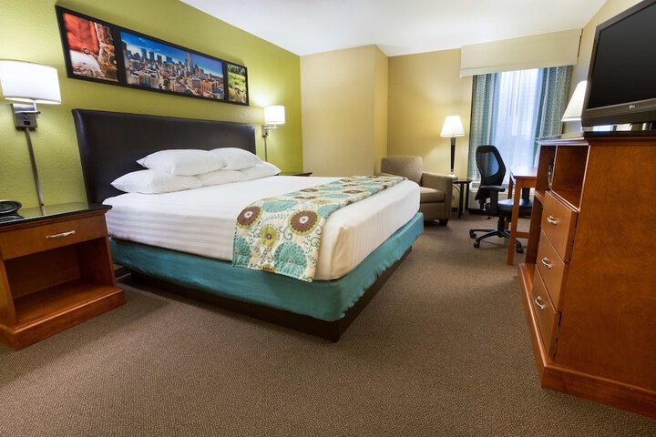 Room 31 of 52