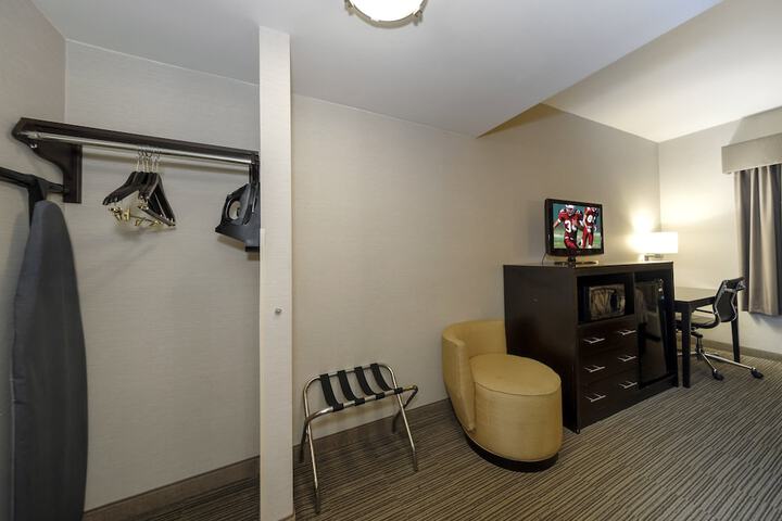 Room 36 of 51