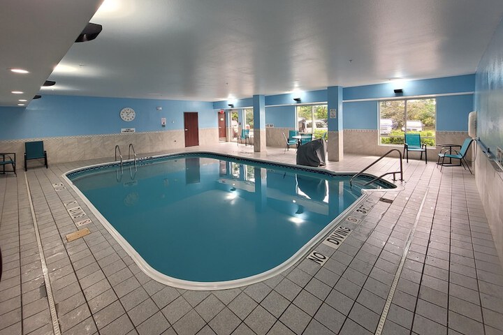 Pool 3 of 28