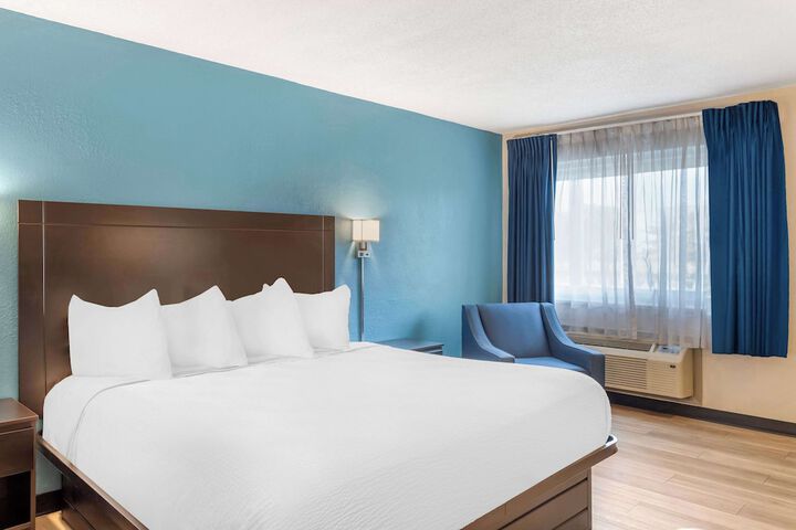 Days Inn by Wyndham Wrightstown McGuire AFB / Bordentown