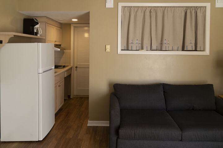 Room 22 of 36