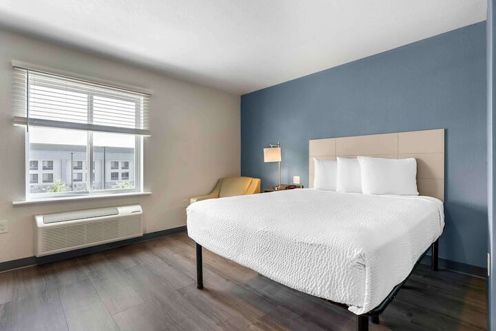 Room 12 of 30