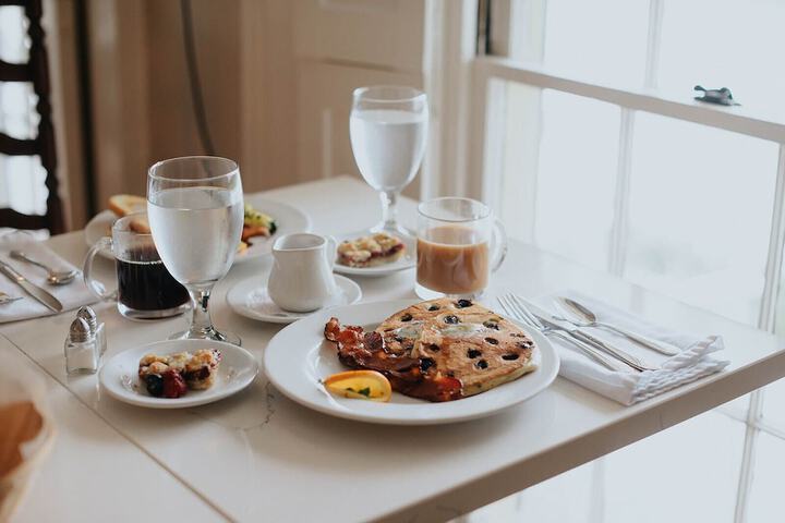 Breakfast/Coffee Service 43 of 45