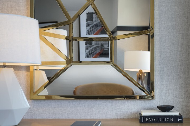 Kimpton Journeyman Hotel by IHG