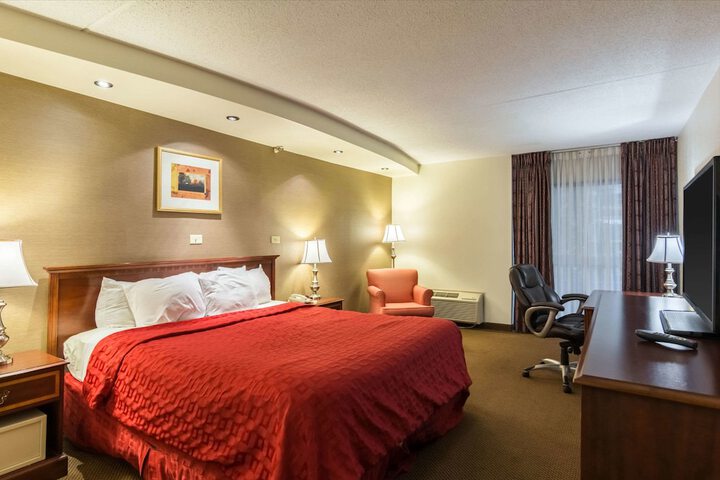 Room 15 of 24