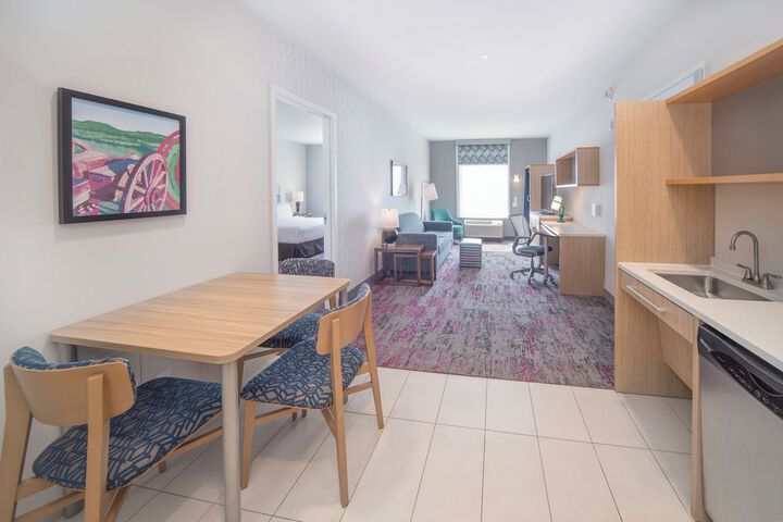 Home2 Suites by Hilton Saratoga / Malta