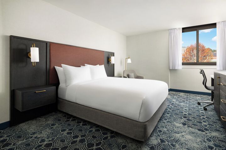 DoubleTree by Hilton Downtown Concord