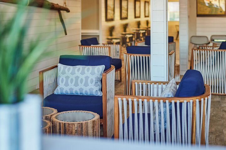 Shem Creek Inn