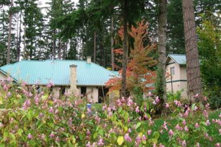 Auberge de Seattle French Country Inn