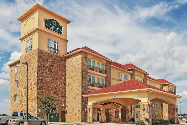 La Quinta Inn & Suites by Wyndham McKinney