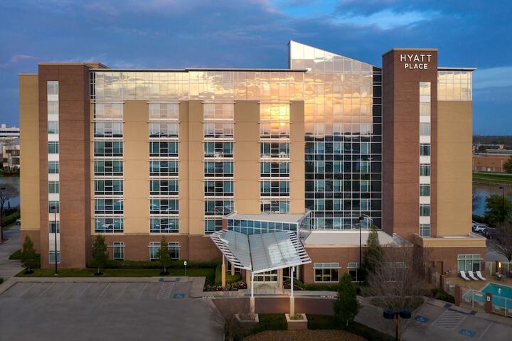 Hyatt Place Houston / Sugar Land
