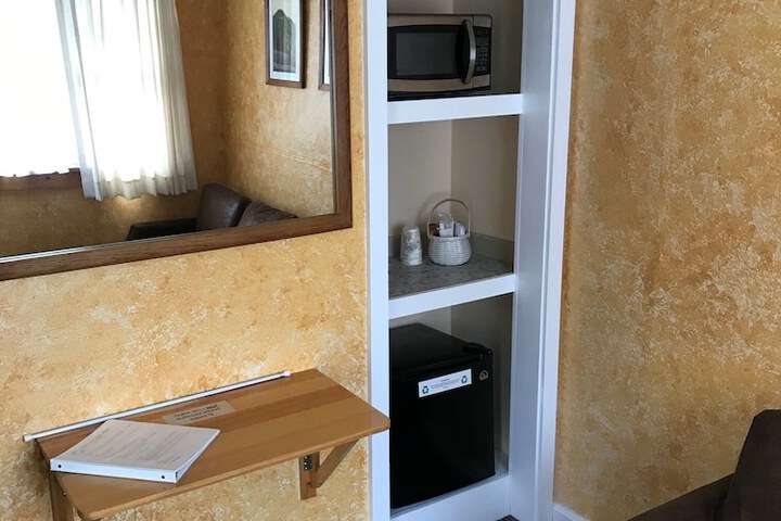 Room 21 of 44