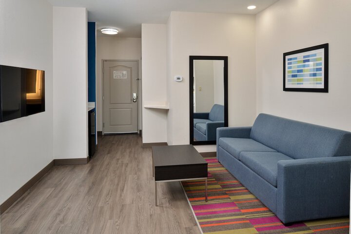 Room 18 of 67