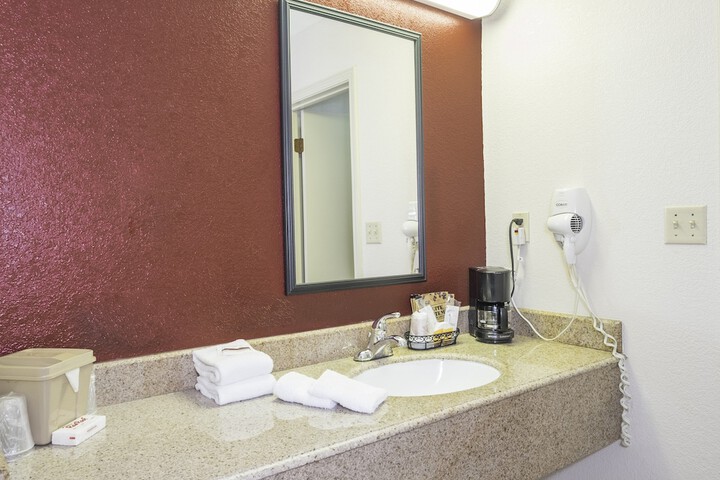 Room 8 of 23