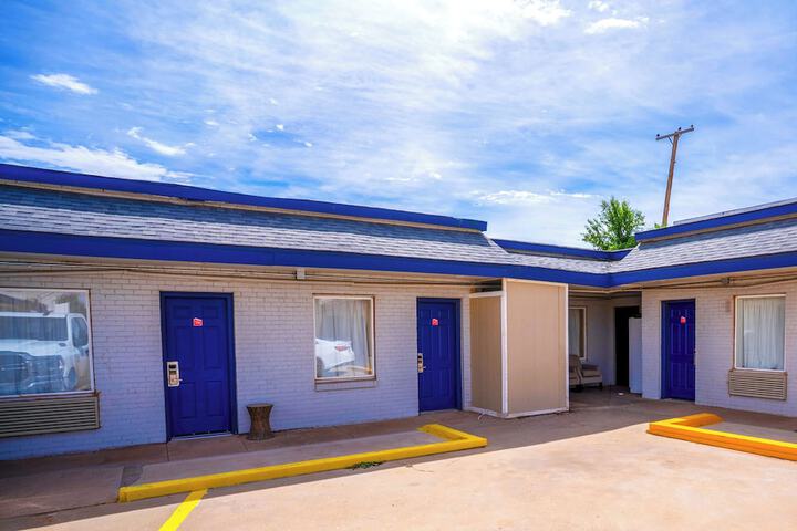 Economy Inn by OYO Lamesa TX