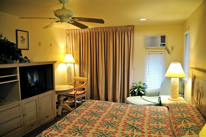 Room 21 of 33