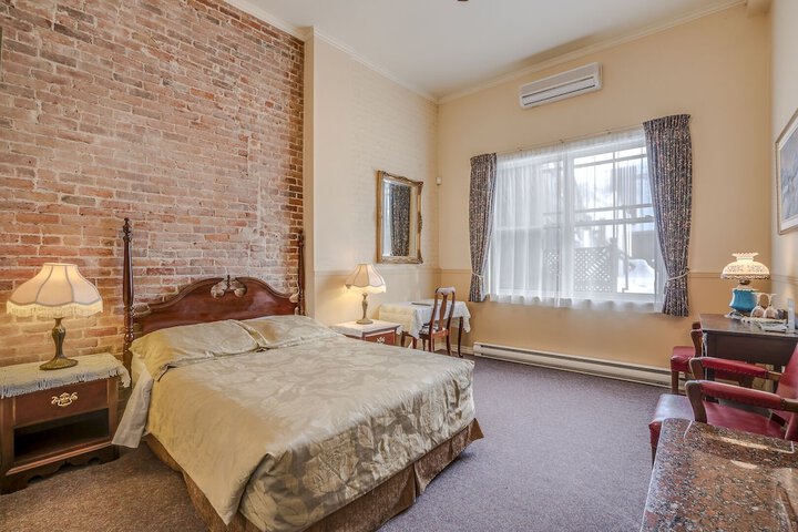 Room 12 of 50