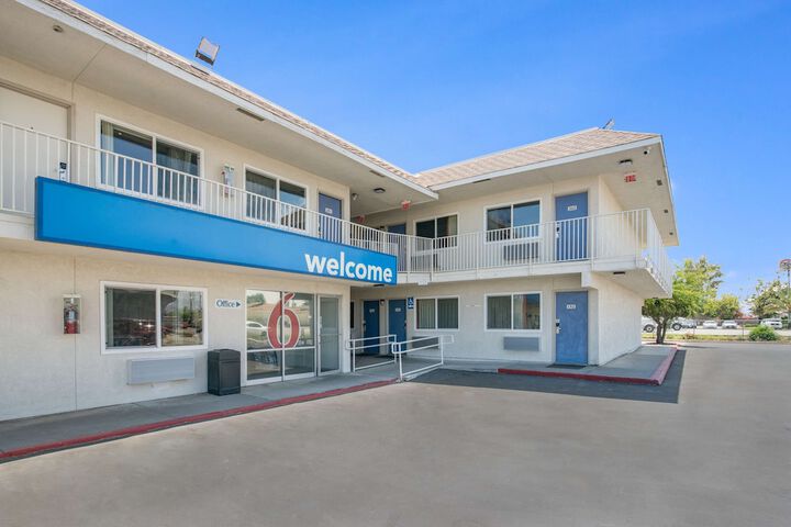 Motel 6 Williams CA