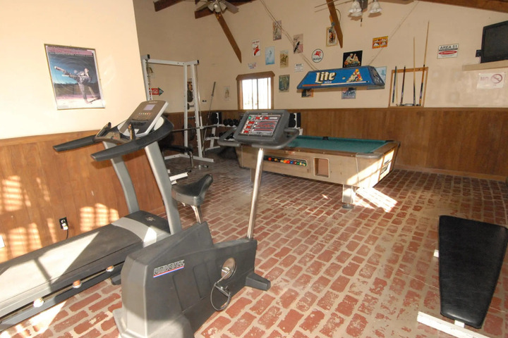 SUNNYVALE GARDEN SUITES HOTEL 29 PALMS A